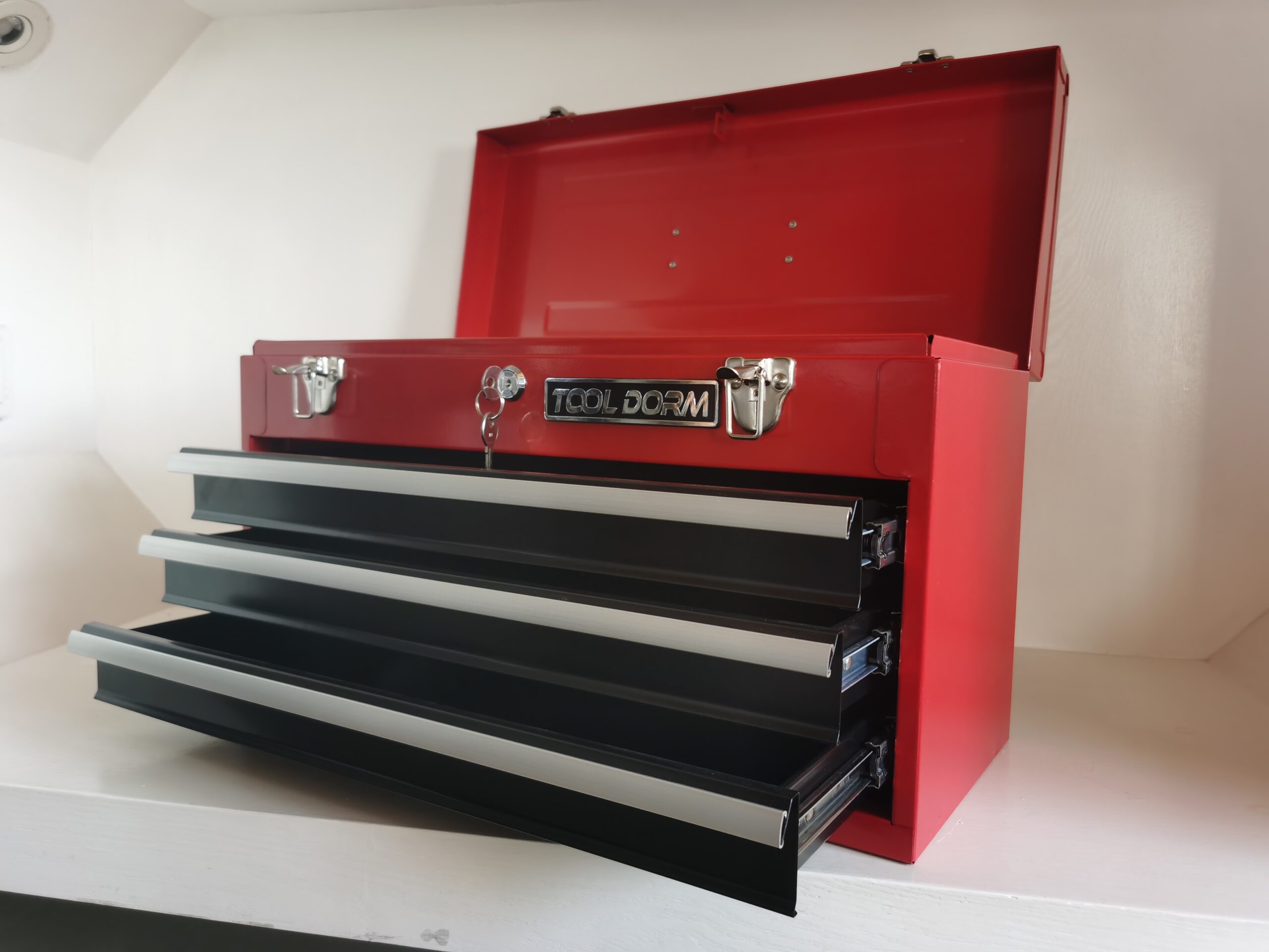 20.3inch Metal Tool Box With 2-4 Drawers Portable Steel Tool Chest With Metal Cylinder Lock And Latch Closure, Black And Red Two Color Powder Coating, Suitable For Garage, Warehouse - Image 9