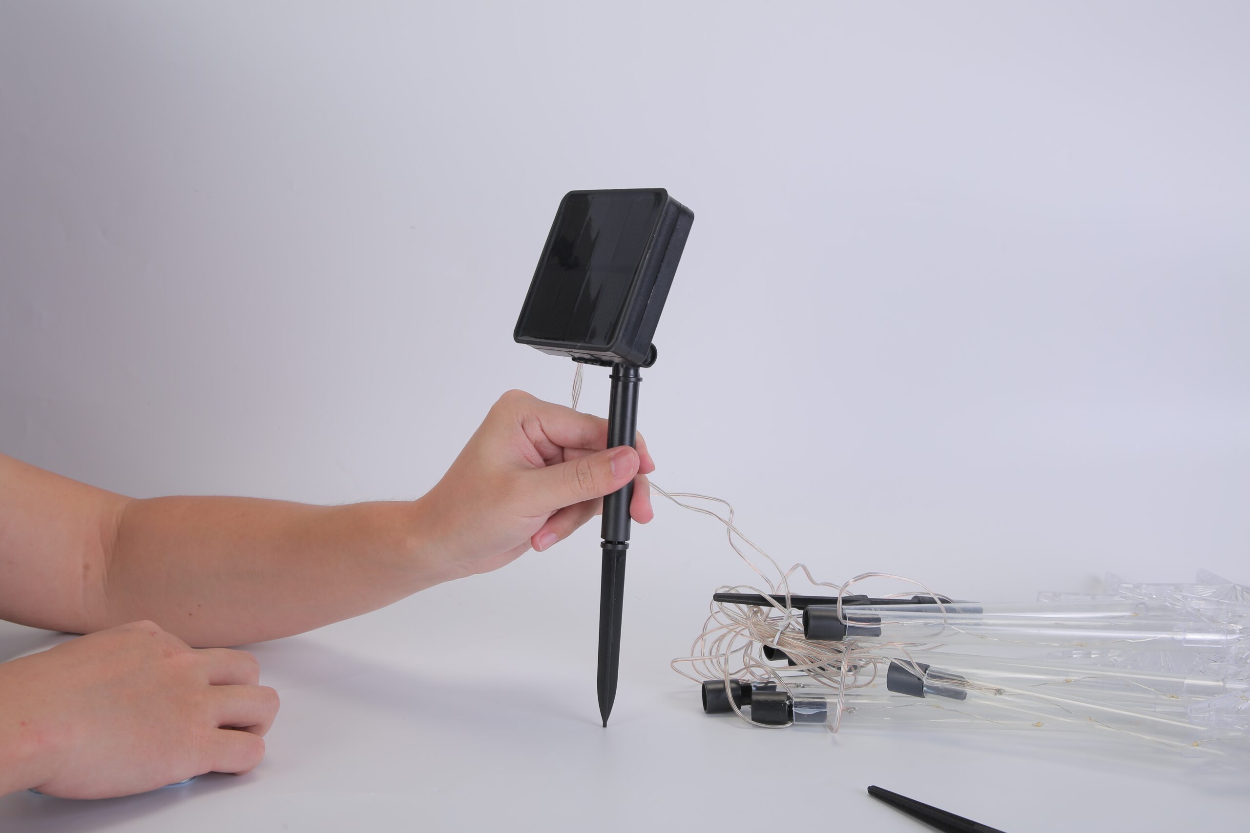 8Pack Christmas Solar Stake Light 64LED Beads Star Shaped Pathway Lights With 8 Lighting Modes IP64 Waterproof Xmas Decoration For Garden Patio Yard Porch Driveway - Image 6